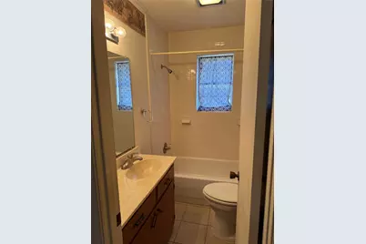 285 Meadowview Drive, El Campo, TX 77437 - Photo 13