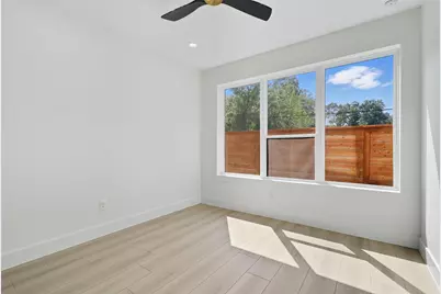 1906 Leath Street, Dallas, TX 75212 - Photo 13