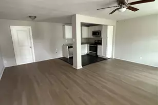 2227 Westway St, Orange, TX 77630 - Photo 3