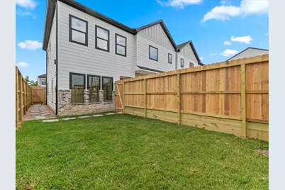 2589 W Paul Quinn Street, Houston, TX 77091 - Photo 23