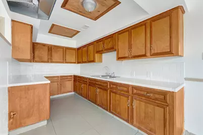 7514 Glen Manor Drive, Houston, TX 77028 - Photo 17
