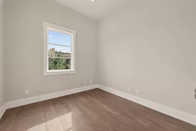 2461 Baycrest Drive, Houston, TX 77058 - Photo 15