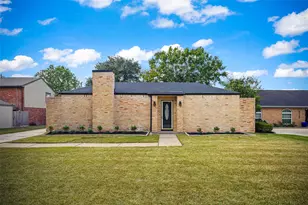 3131 Quail Valley E Dr, Missouri City, TX 77489 - Photo 3