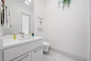 6610 Sivley St, Houston, TX 77055 - Photo 23