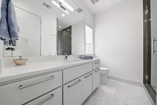 6610 Sivley St, Houston, TX 77055 - Photo 41
