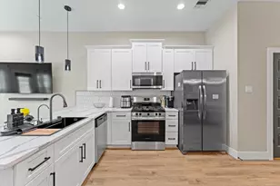 6904 Covington Dr, Houston, TX 77091 - Photo 13