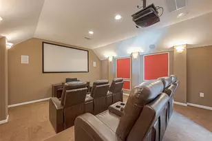 7530 Newbury Trail, Sugar Land, TX 77479 - Photo 25