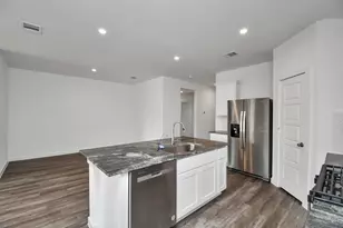 1110 Fringed Bluestar Dr, Rosharon, TX 77583 - Photo 25