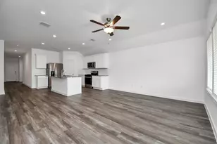 1110 Fringed Bluestar Dr, Rosharon, TX 77583 - Photo 33