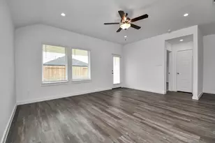 1110 Fringed Bluestar Dr, Rosharon, TX 77583 - Photo 31