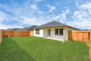 1110 Fringed Bluestar Dr, Rosharon, TX 77583 - Photo 9