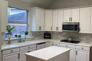 14610 Farrawood Dr, Cypress, TX 77429 - Photo 5