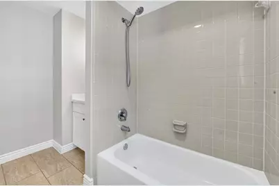 5914 Shadow Creek Court, Baytown, TX 77523 - Photo 15