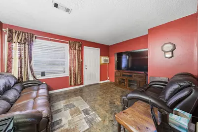 402 Bluebonnet Drive, La Marque, TX 77568 - Photo 5