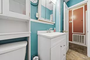 402 Bluebonnet Dr, La Marque, TX 77568 - Photo 17