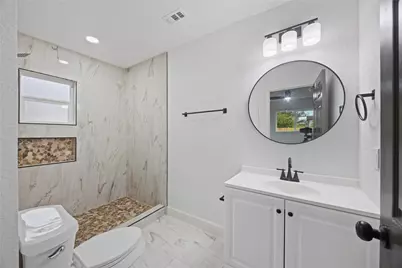 125 Bolden Street, Houston, TX 77029 - Photo 13