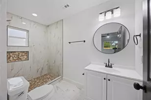 125 Bolden St, Houston, TX 77029 - Photo 13