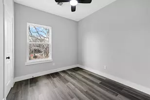 7517 Hezekiah Ln, Houston, TX 77088 - Photo 11