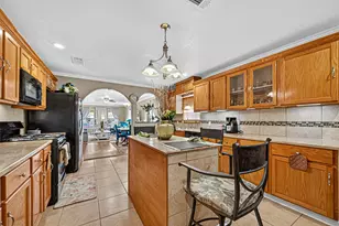 4106 Ursuline St, Galveston, TX 77550 - Photo 15