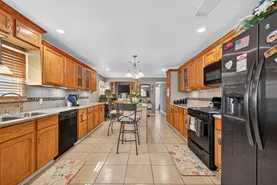 4106 Ursuline Street, Galveston, TX 77550 - Photo 11