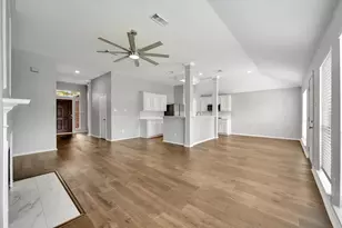 3915 Summerfield Dr, Pearland, TX 77584 - Photo 7