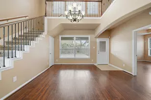 2716 Sunshade Ct, Pearland, TX 77584 - Photo 9