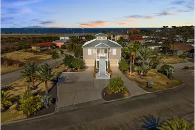 2727 E Bayshore Drive Drive, San Leon, TX 77539 - Photo 1