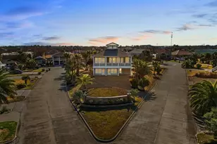 2727 E Bayshore Dr Dr, San Leon, TX 77539 - Photo 3