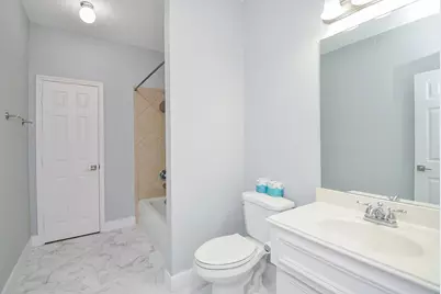 1016 Studer Street, Houston, TX 77007 - Photo 9