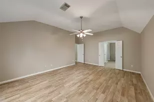 30627 N Sulphur Creek Dr, Magnolia, TX 77355 - Photo 15