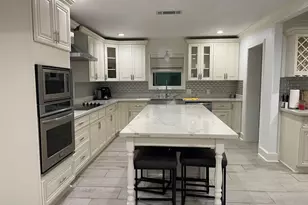 8129 Lemon Tree St, Port Arthur, TX 77642 - Photo 3