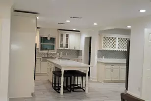 8129 Lemon Tree St, Port Arthur, TX 77642 - Photo 9