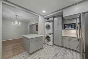 11711 Memorial Dr, Houston, TX 77024 - Photo 13