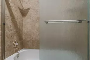 11711 Memorial Dr, Houston, TX 77024 - Photo 21