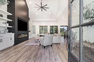 111 Seagull Path, Pointblank, TX 77364 - Photo 9