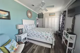 16606 Curlew Rd, Jamaica Beach, TX 77554 - Photo 11