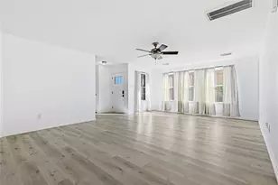 9511 Alex Springs Lane, Houston, TX 77044 - Photo 3