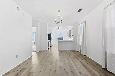 9511 Alex Springs Lane, Houston, TX 77044 - Photo 5