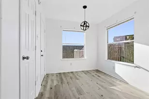 9511 Alex Springs Lane, Houston, TX 77044 - Photo 7