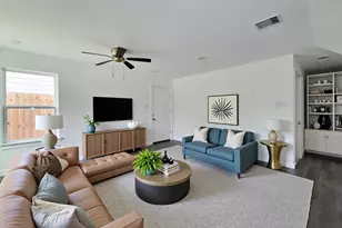 8122 Sterlingshire St, Houston, TX 77078 - Photo 3