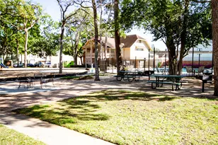 12641 Huntingwick Dr, Houston, TX 77024 - Photo 27