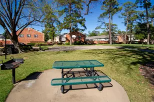 12641 Huntingwick Dr, Houston, TX 77024 - Photo 29