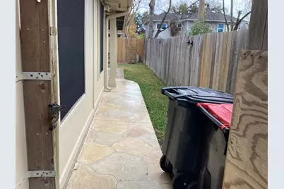 17046 Clan Macintosh Drive, Houston, TX 77084 - Photo 27