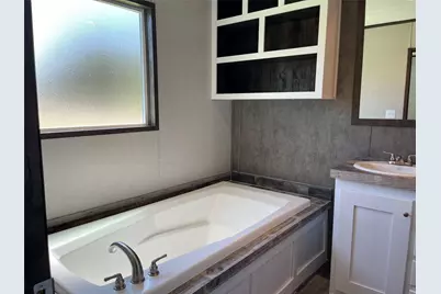 322 E College Street, Fairfield, TX 75840 - Photo 21