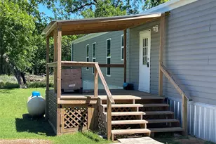 322 E College St, Fairfield, TX 75840 - Photo 31