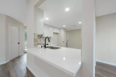 2792 Forest Point Drive, League City, TX 77573 - Photo 11