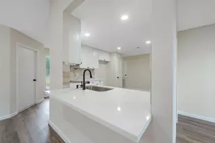 2792 Forest Point Dr, League City, TX 77573 - Photo 11