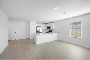 2219 Creekside Stables Rd, League City, TX 77573 - Photo 7