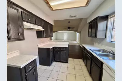 15846 Blueridge, Missouri City, TX 77489 - Photo 3