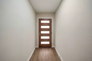 355 Windsor Square, Alvin, TX 77511 - Photo 3